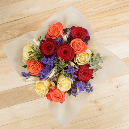 002_fresh_roses_vase_top