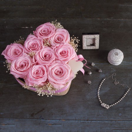 004_pink_valentine_moment